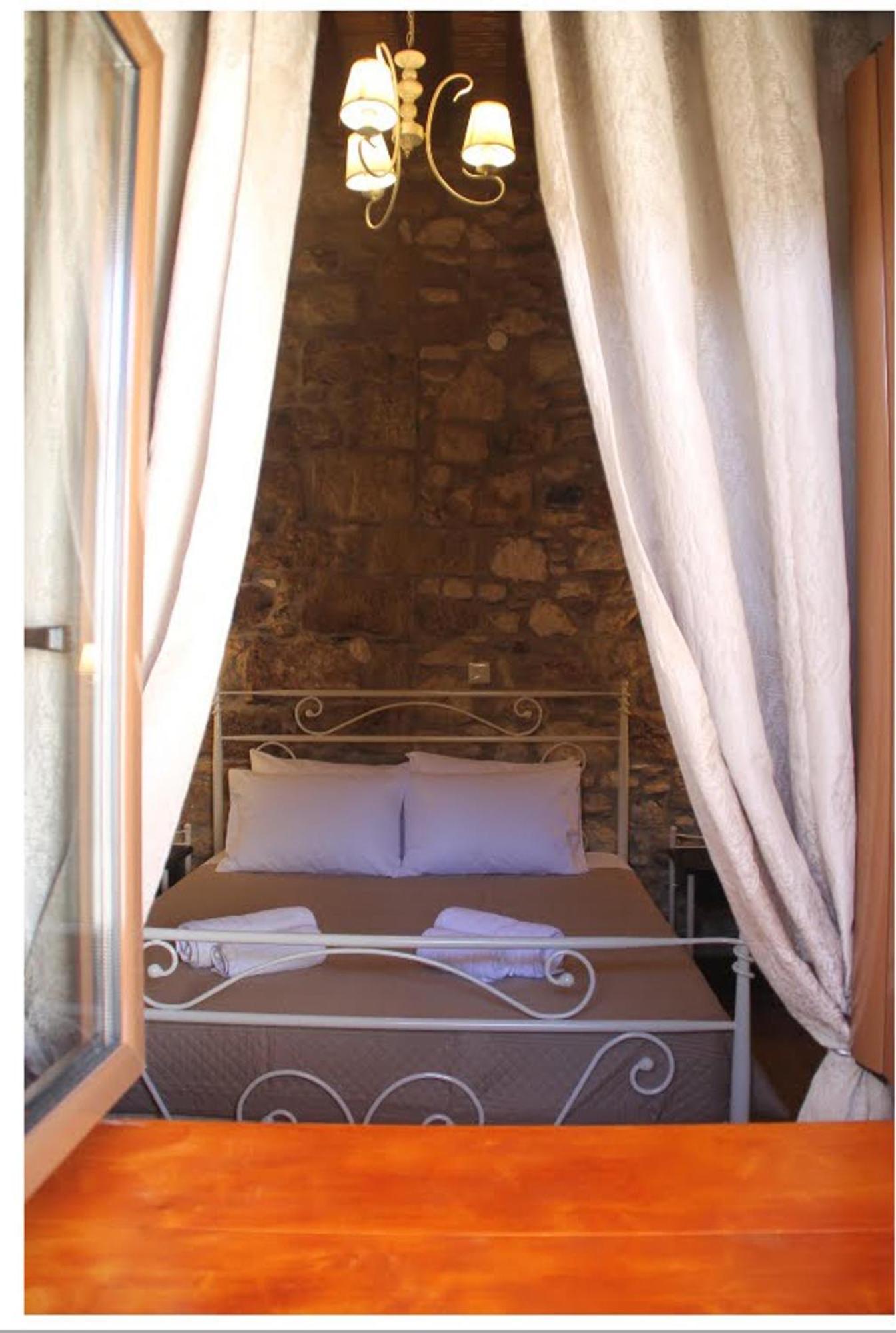 M&M Stone-Village House-Family-Vintage Lindos  Ngoại thất bức ảnh