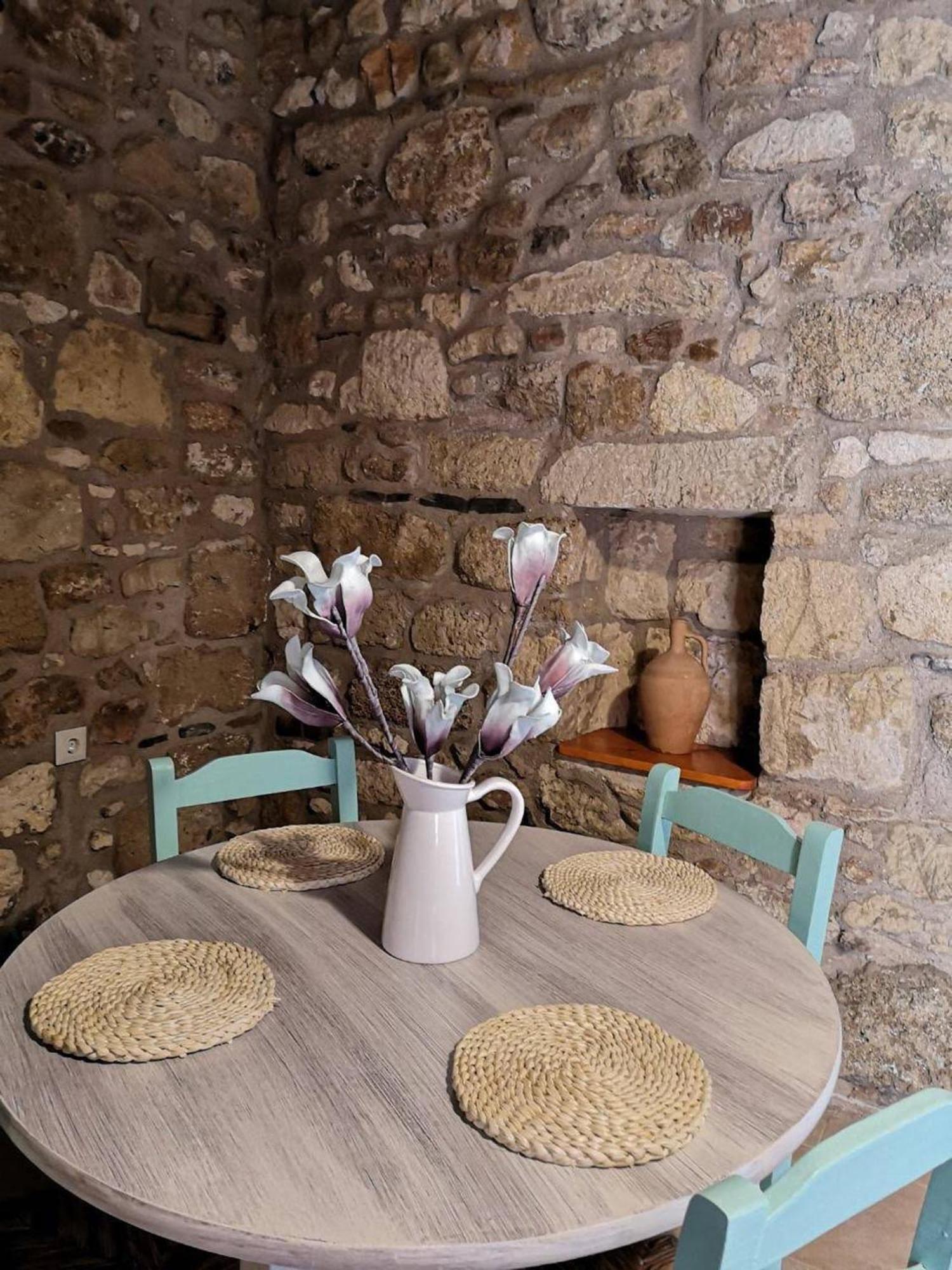 M&M Stone-Village House-Family-Vintage Lindos  Ngoại thất bức ảnh